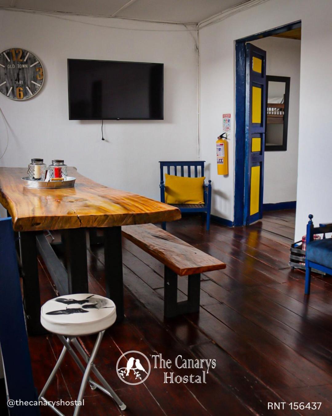 The Canarys Hostal Santa Rosa de Cabal Ngoại thất bức ảnh