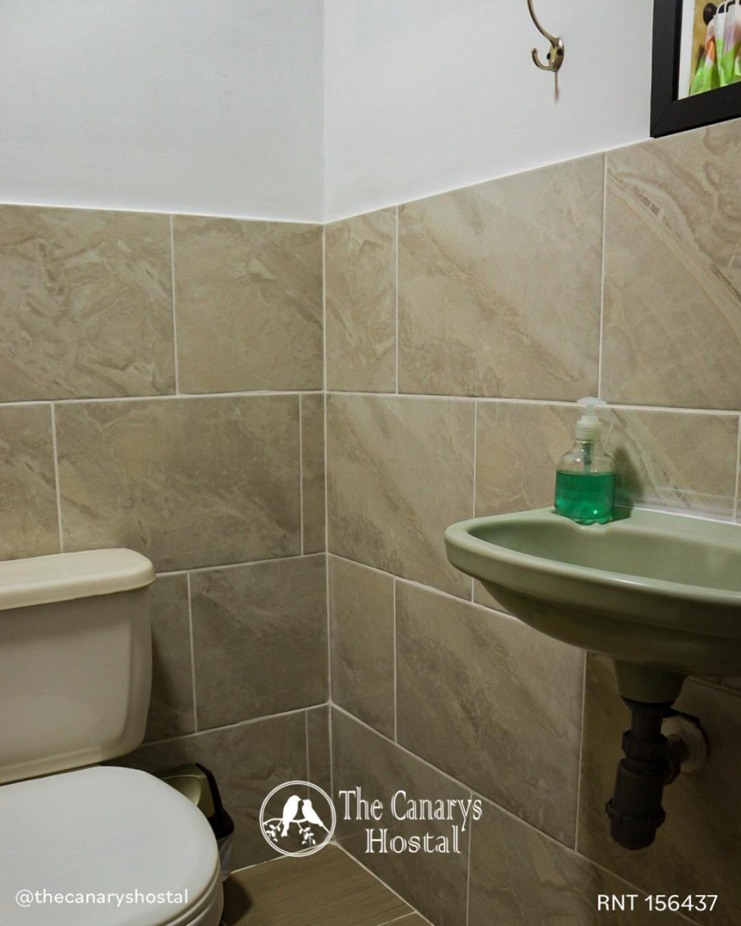 The Canarys Hostal Santa Rosa de Cabal Ngoại thất bức ảnh